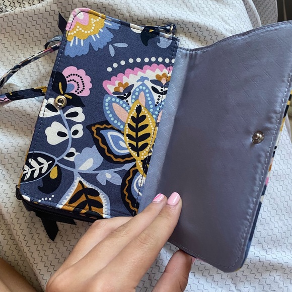 BRAND NEW Very Bradley crossbody purse - Picture 6 of 7